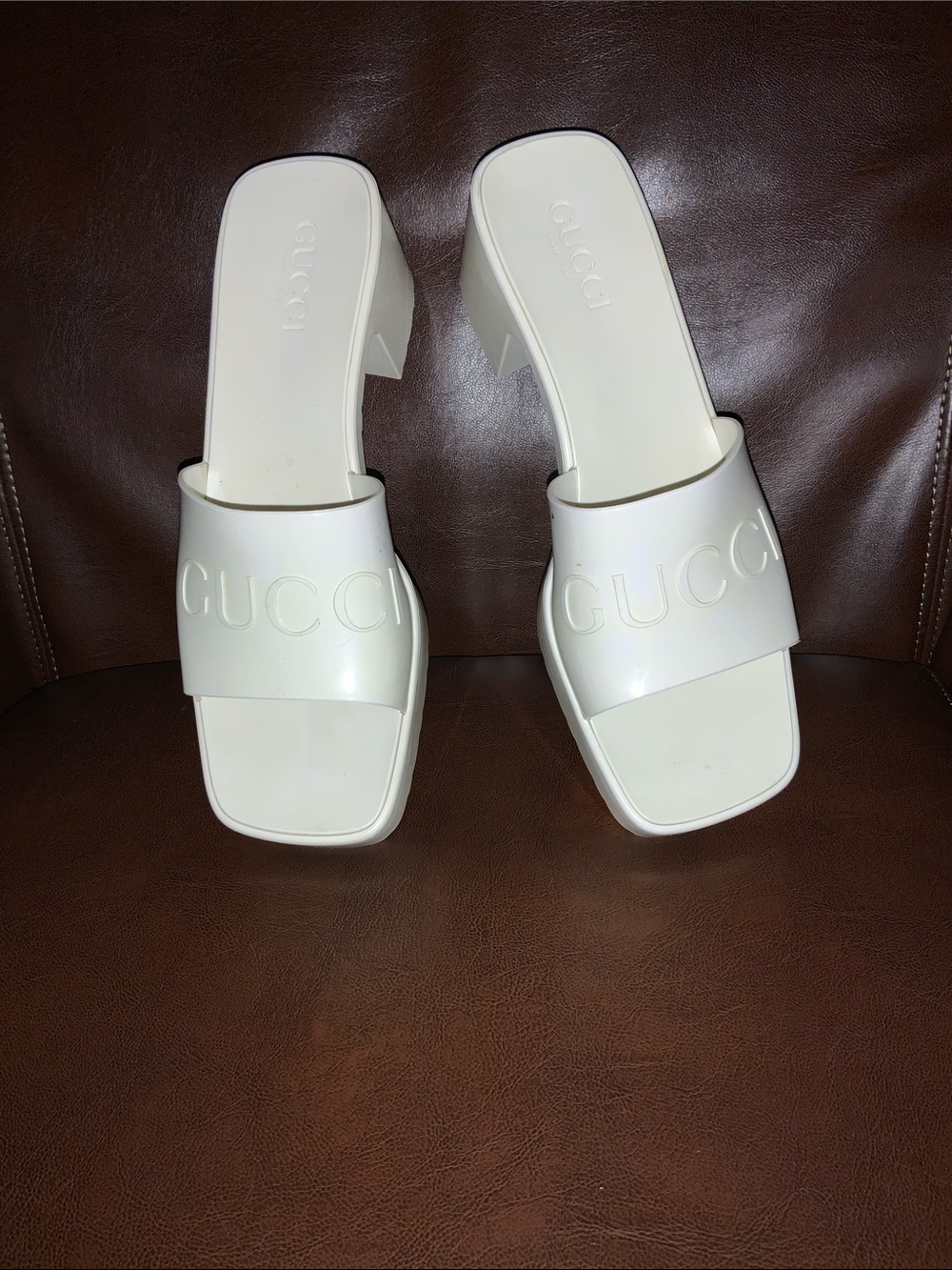 Gucci Rubber Gucci Logo Womens Platform white slides. Minor stains pictured. 39.